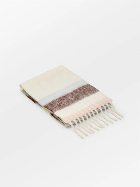 Alvaro Scarf, English Rose
