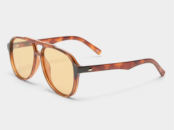TRAGIC MAGIC / TOFFEE TORT W/ AMBER TINT LENS