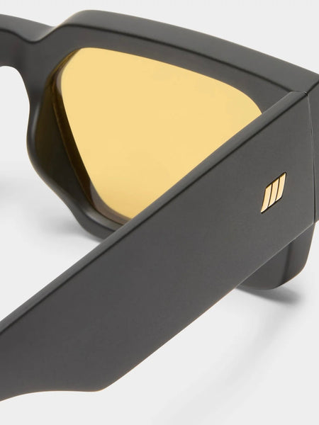 CONTEMPLATION | MATTE BLACK