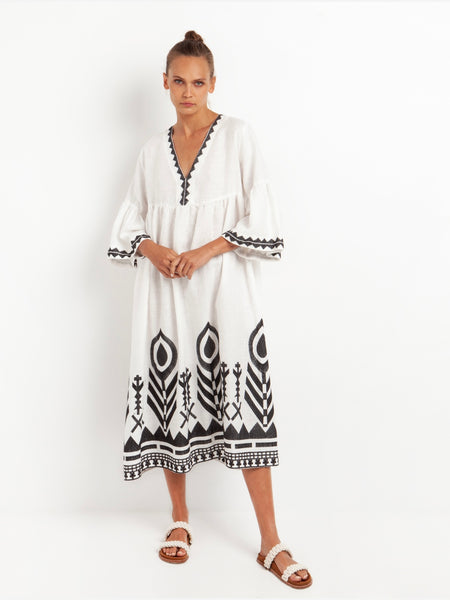 DRESS LONG FEATHER CHEVRON BELL SLEEVES, WHITE/BLACK