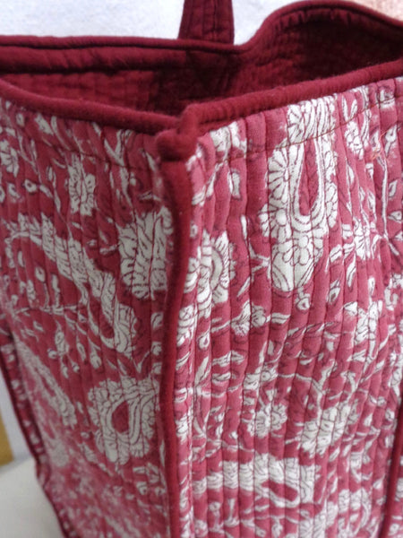 QUILTED BLOCK PRINTET SHOPPER TOTE I paisley red gud