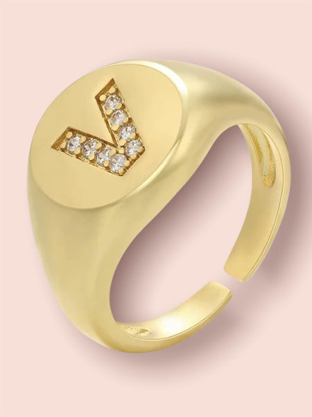 INITIAL LETTER SIGNET AJUSTABLE RING, V