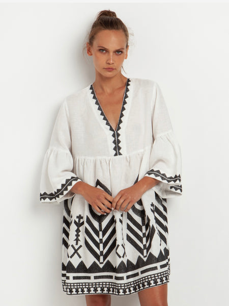 DRESS SHORT FEATHER CHEVRON BELL SLEEVES, WHITE/BLACK