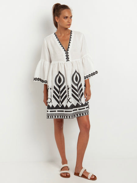 DRESS SHORT FEATHER CHEVRON BELL SLEEVES, WHITE/BLACK