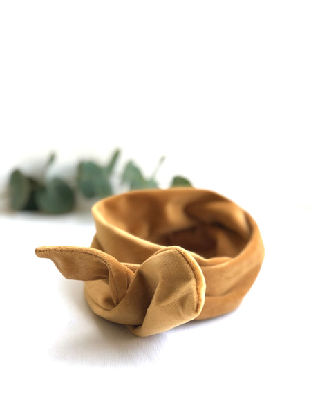 Smooth Velvet Wire fra The Love Knot By Zuzanna G