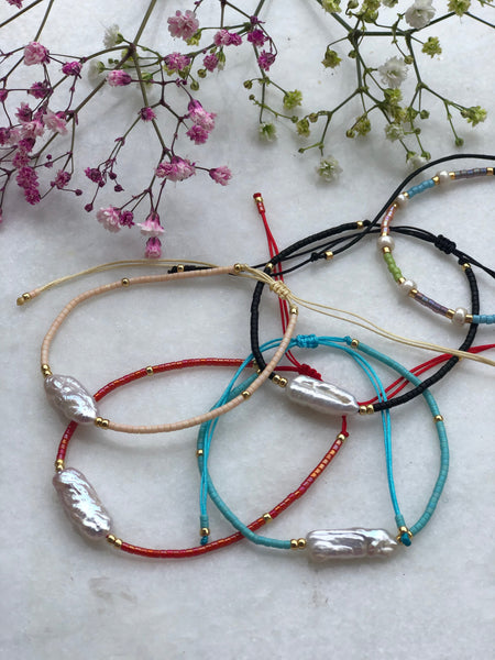 SLIM FRESH WATER PEARL armbånd