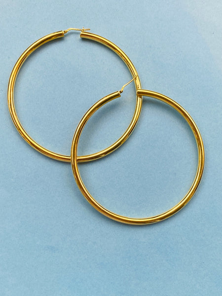 CHUNKY HOOPS I forgylt sølv,  78  mm