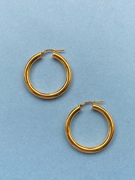 CHUNKY HOOPS I forgylt sølv,  33 mm