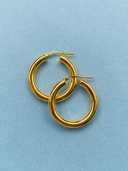 CHUNKY HOOPS I forgylt sølv, 28 mm