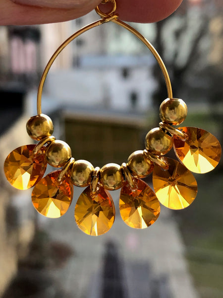 Mini Golddigger Drop Swarovski øredobber fra Zuzanna G i TANGERINE