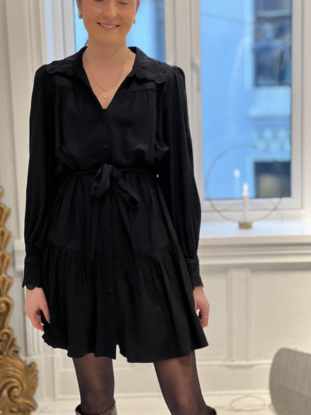CEYLAN  ROBE, BLACK