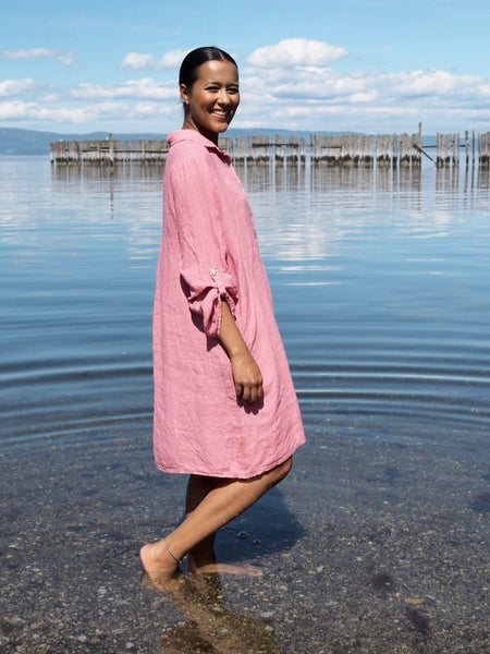 Matilde  LINNEN DRESS i BUBBLEGUM