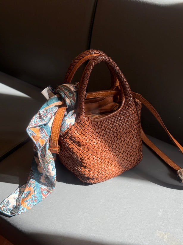 Zuzanna G LABEL