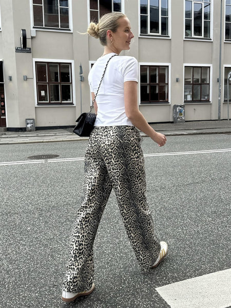 BeccaIC Pants - Leo Print