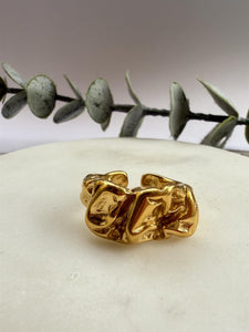 Chunky hammer ring , GOLD