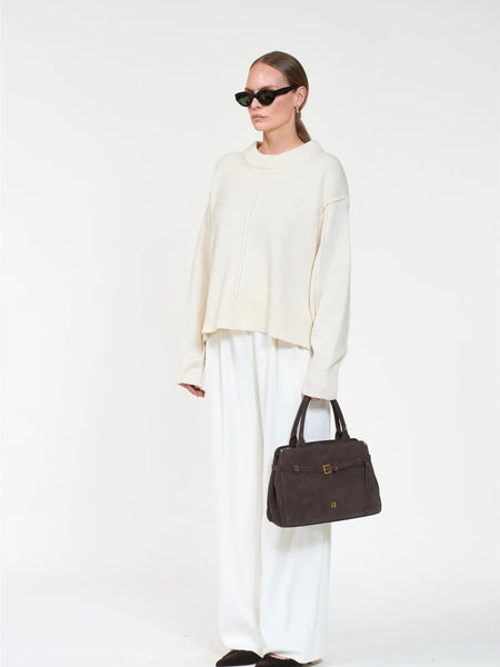 REN , off white
