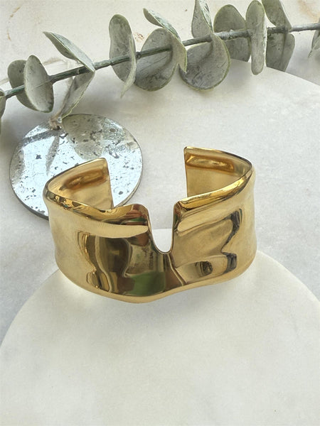 VICTORIA ARMCUFF, GOLD
