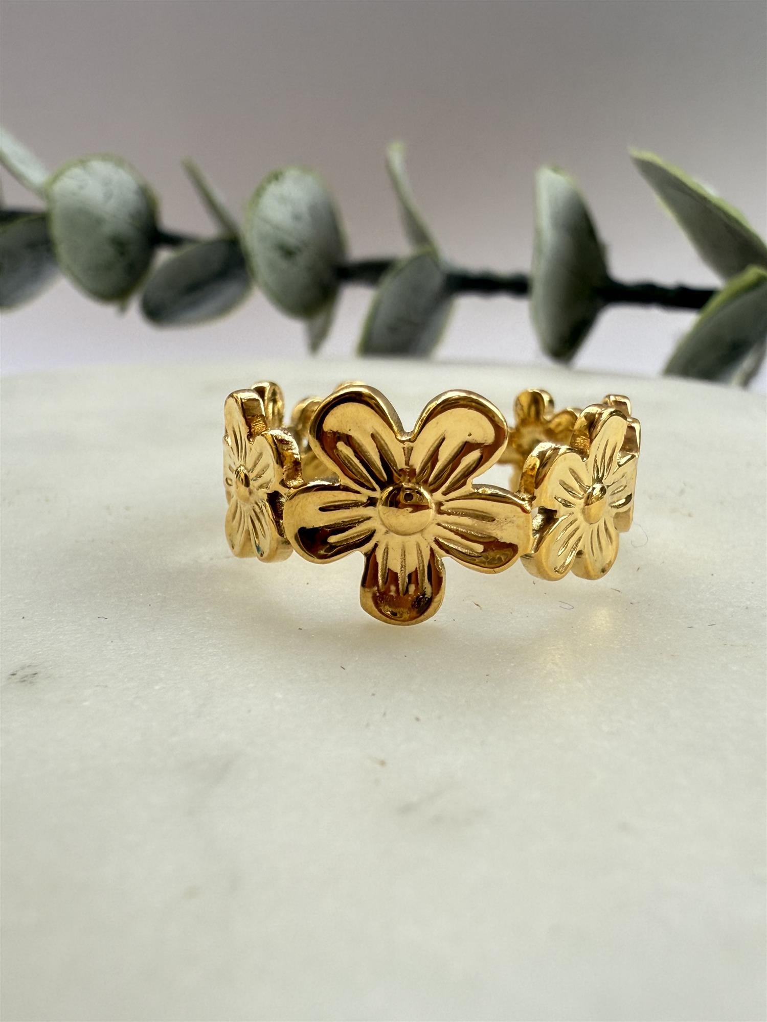 Daisy ring , GOLD
