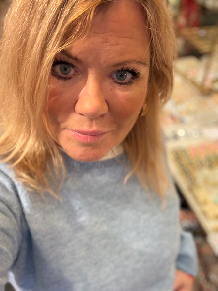 FIONA SWEATHER, VINTAGE BLUE