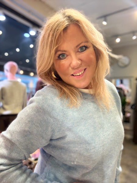 FIONA SWEATHER, VINTAGE BLUE