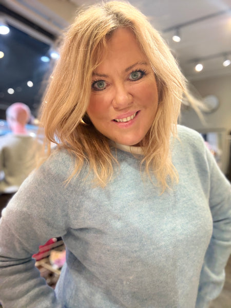 FIONA SWEATHER, VINTAGE BLUE