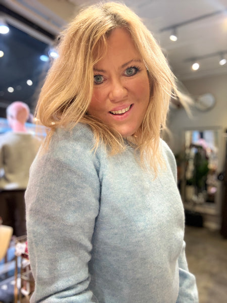 FIONA SWEATHER, VINTAGE BLUE