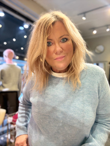 FIONA SWEATHER, VINTAGE BLUE