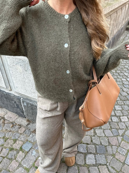 PREORDER OKTOBER ! IDAIC CARDIGAN - ARMY GREEN