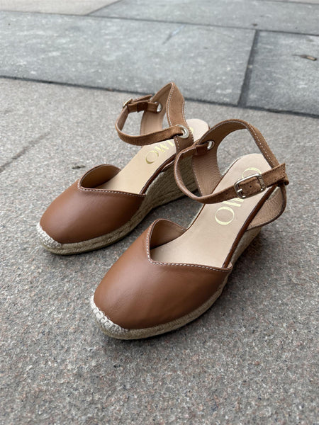 GAIMO MEDES PHAROS WEDGES, PRALINE BROWN