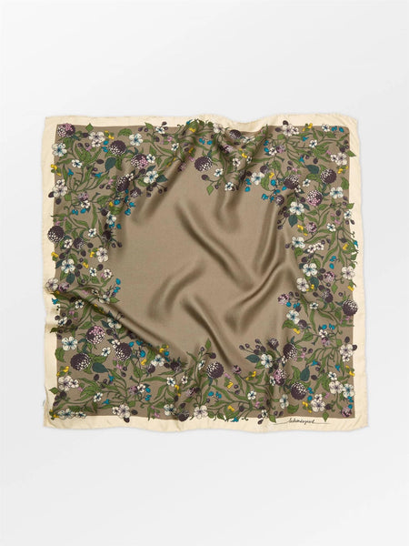 Autumn Blackberry Sia Scarf, Fungi Brown
