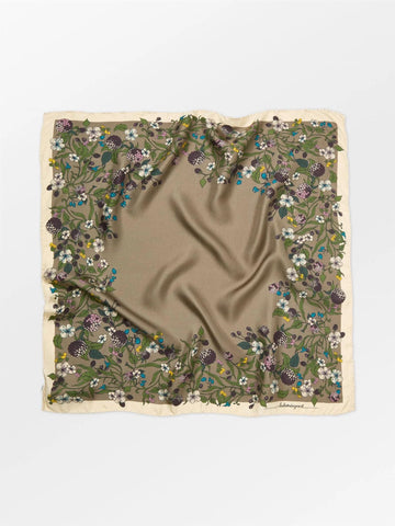 Autumn Blackberry Sia Scarf, Fungi Brown