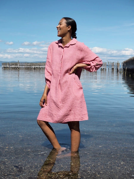 Matilde  LINNEN DRESS i BUBBLEGUM